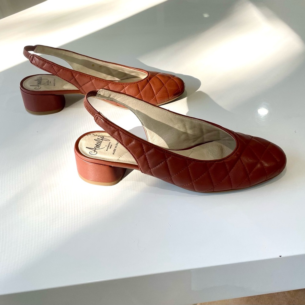 Amalfi Quilted Slingback Shoes, Medium brown Leather! 8M - Picture 2 of 9